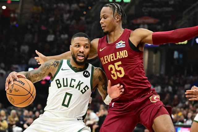 保罗·乔治因假摔遭NBA罚款2000美元